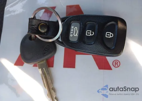 2013 Kia Forte Koup Ex z USA, uszkodzony, nr VIN KNAFU6A25D5709384